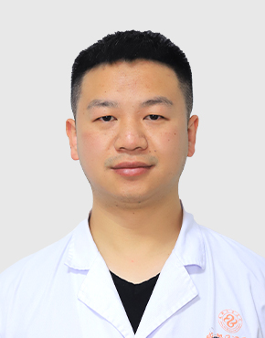 周攀-290-370.jpg